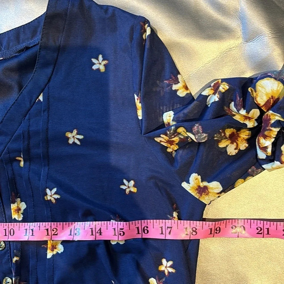 Vintage style blue  floral blouse Sz M - Picture 7 of 11
